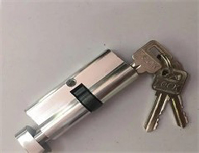 东方24小时开锁公司